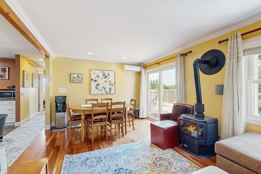 Centrally located condo w/ 2 decks & shared pool/hot tub - walk to everything
