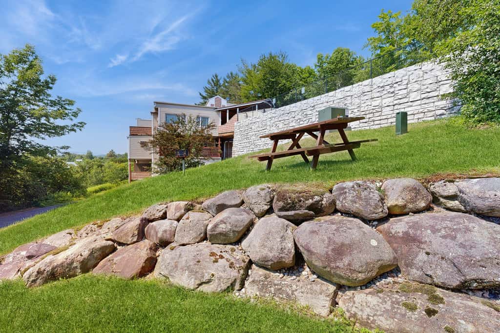 Mountainside Resort F401