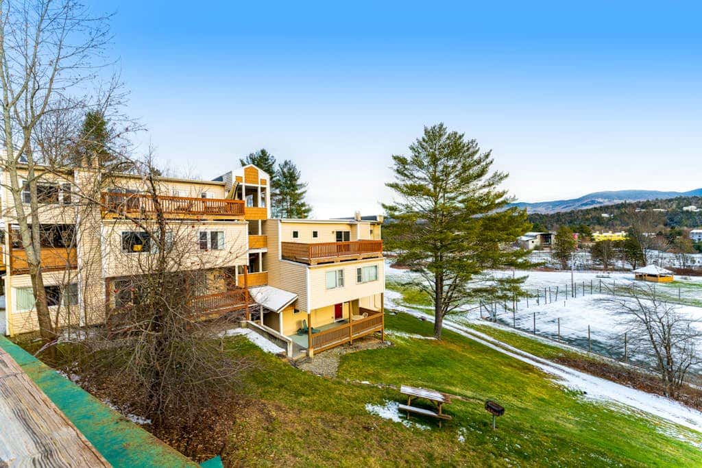 Mountainside Resort F303