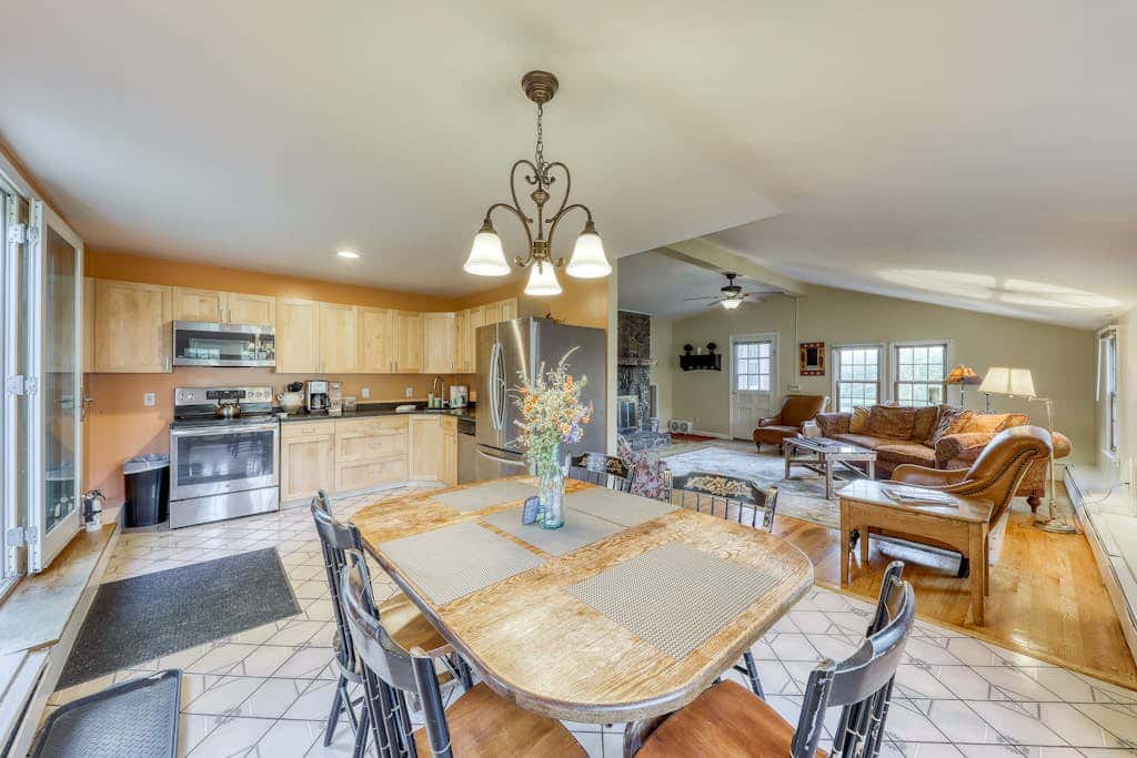 Harvest Carriage House