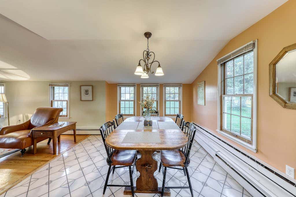 Harvest Carriage House