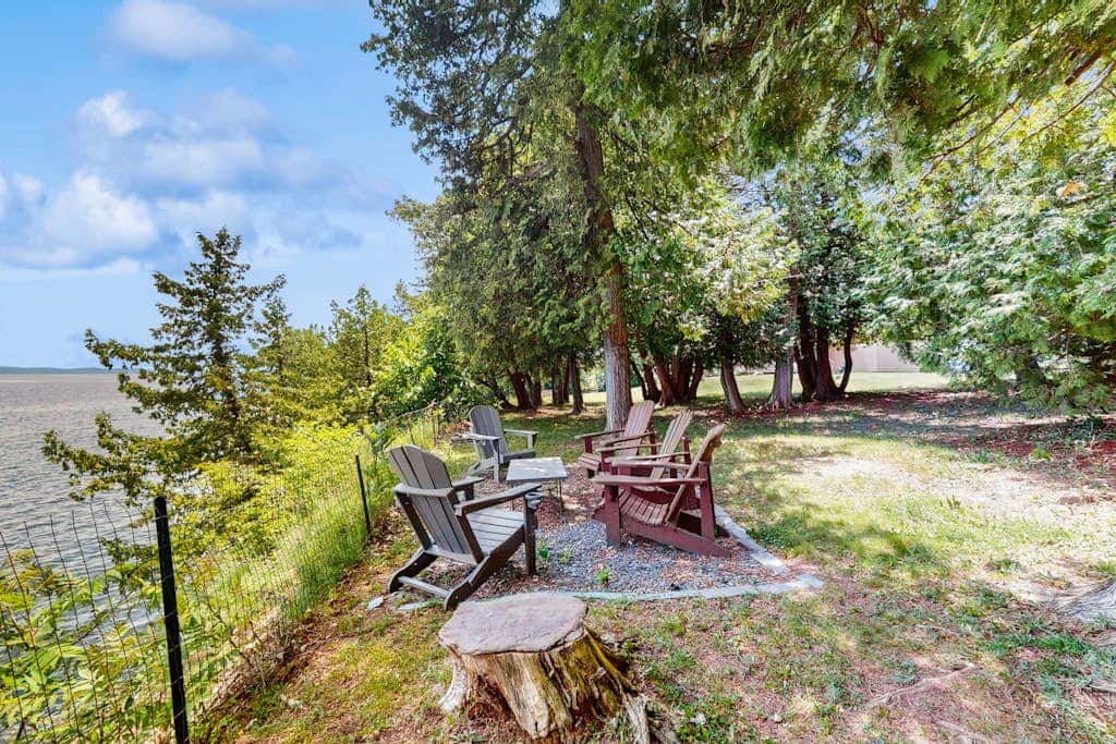 Rockledge Cedar Retreat