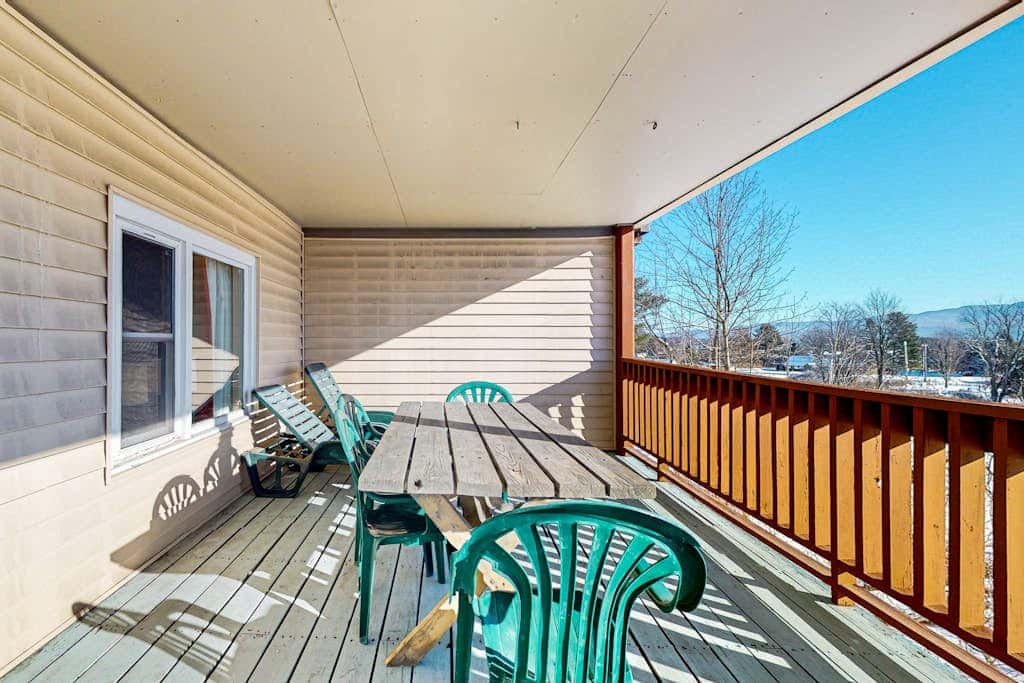 Mountainside Resort G204