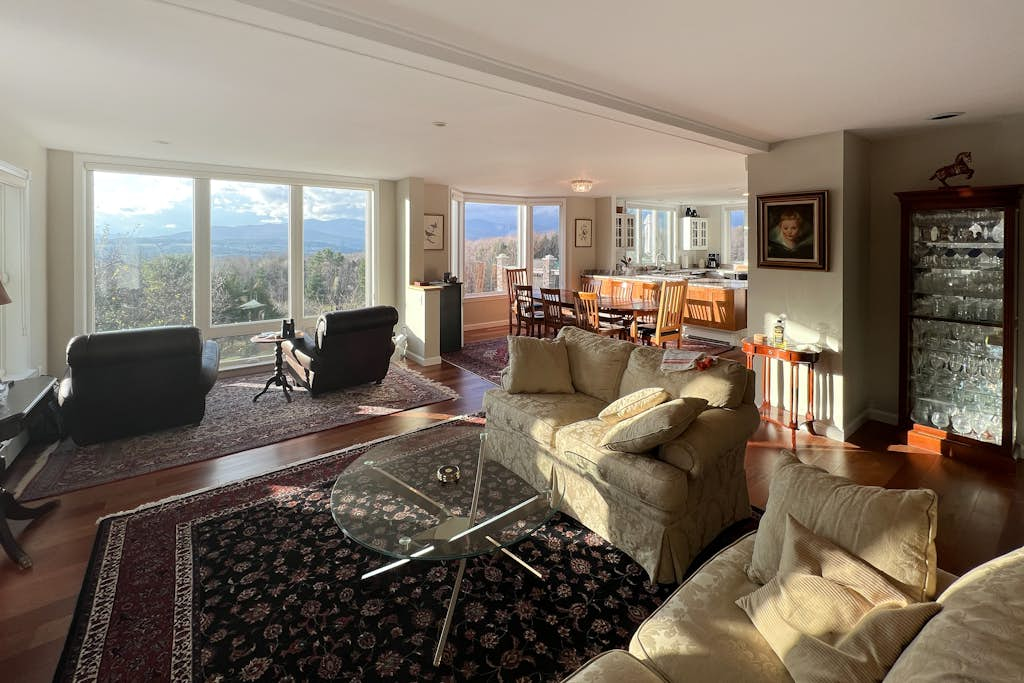 Green Mountain Manor