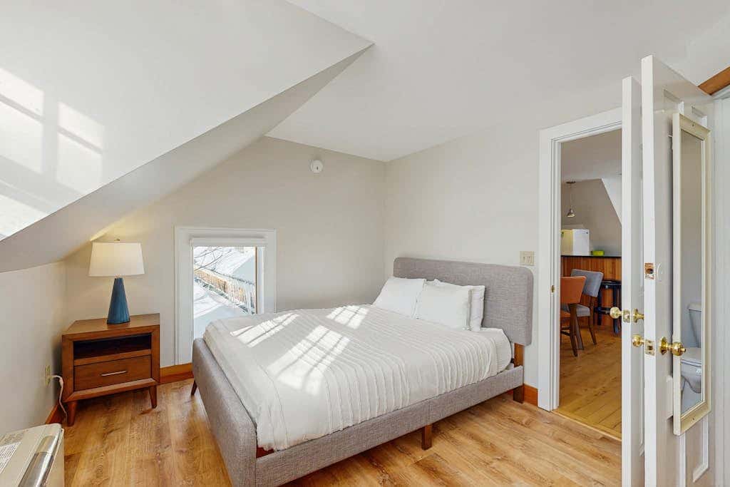 Stowe Mountain Road Retreat