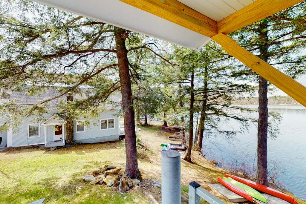 Turtle Grove Lakehouse