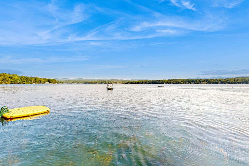 Lakefront Living