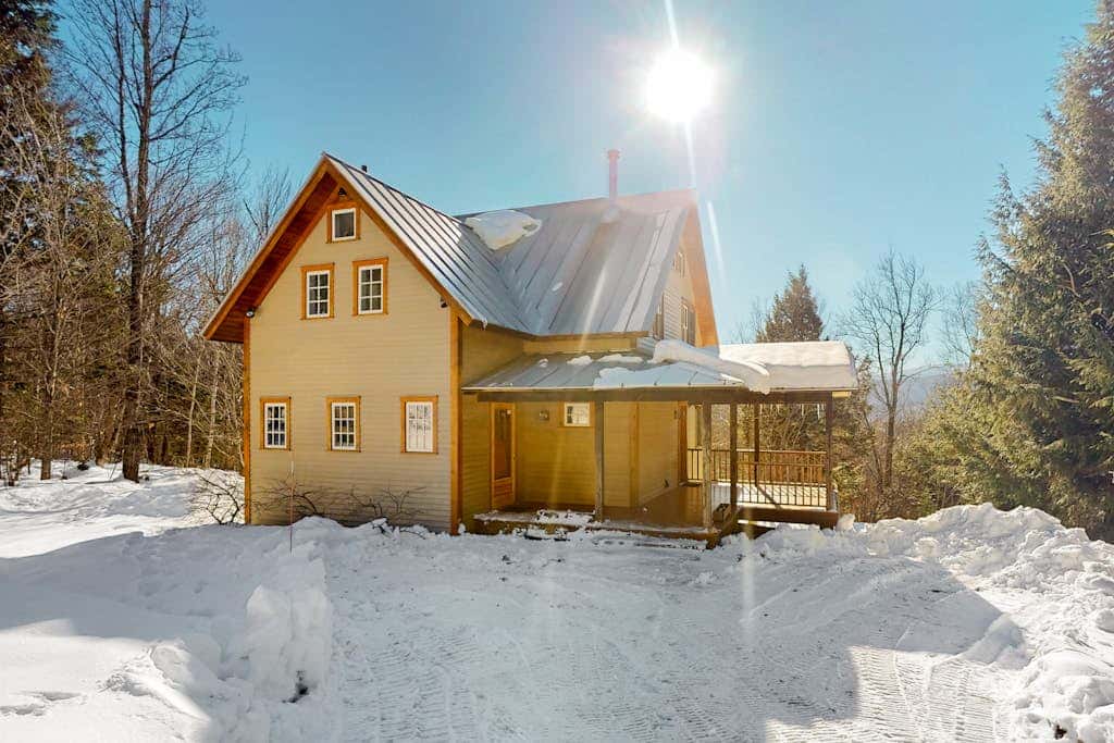 Light-filled Retreat in Mad River Valley