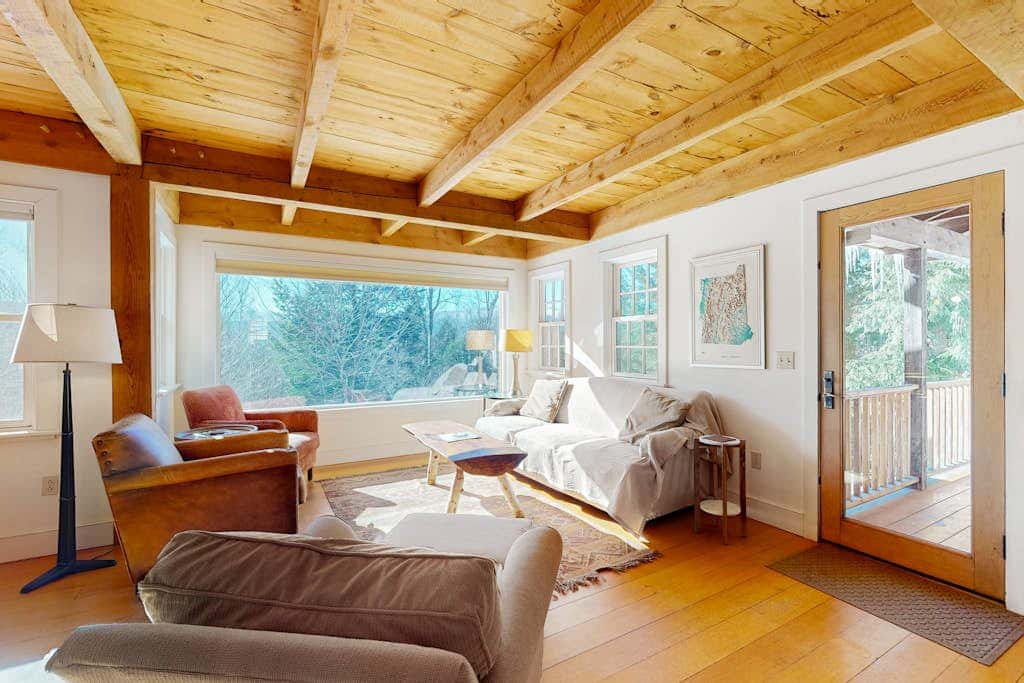 Light-filled Retreat in Mad River Valley