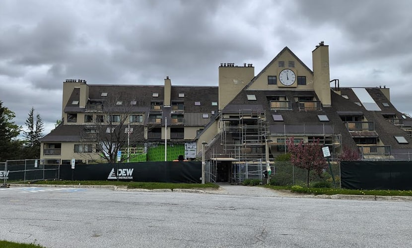 Resort condo with mountain views, full kitchen, and free WiFi