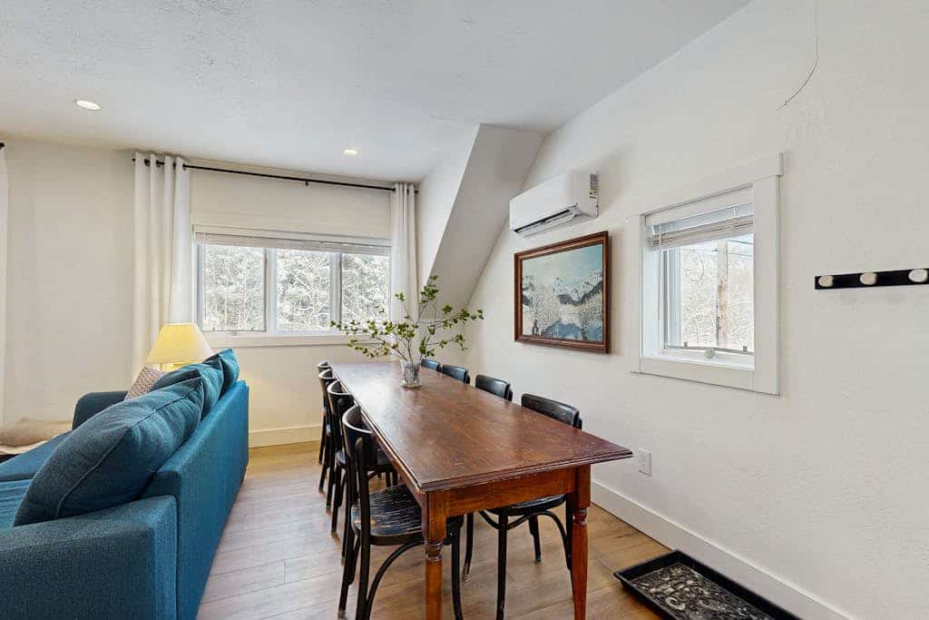 Comfortable condo w/ mountain & ski views, central a/c, shared patio & BBQ