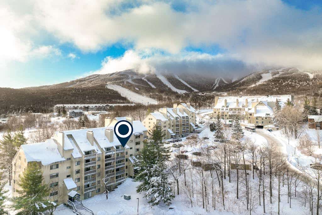5th-floor mountain-view condo, easy access to the slopes free shuttle or walk