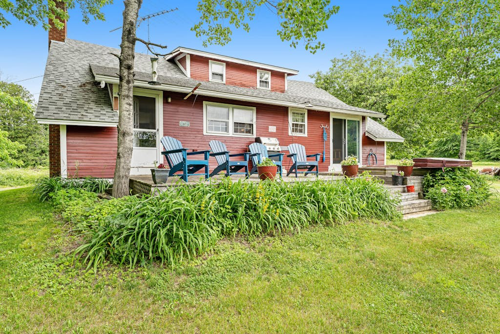Roxbury Retreat