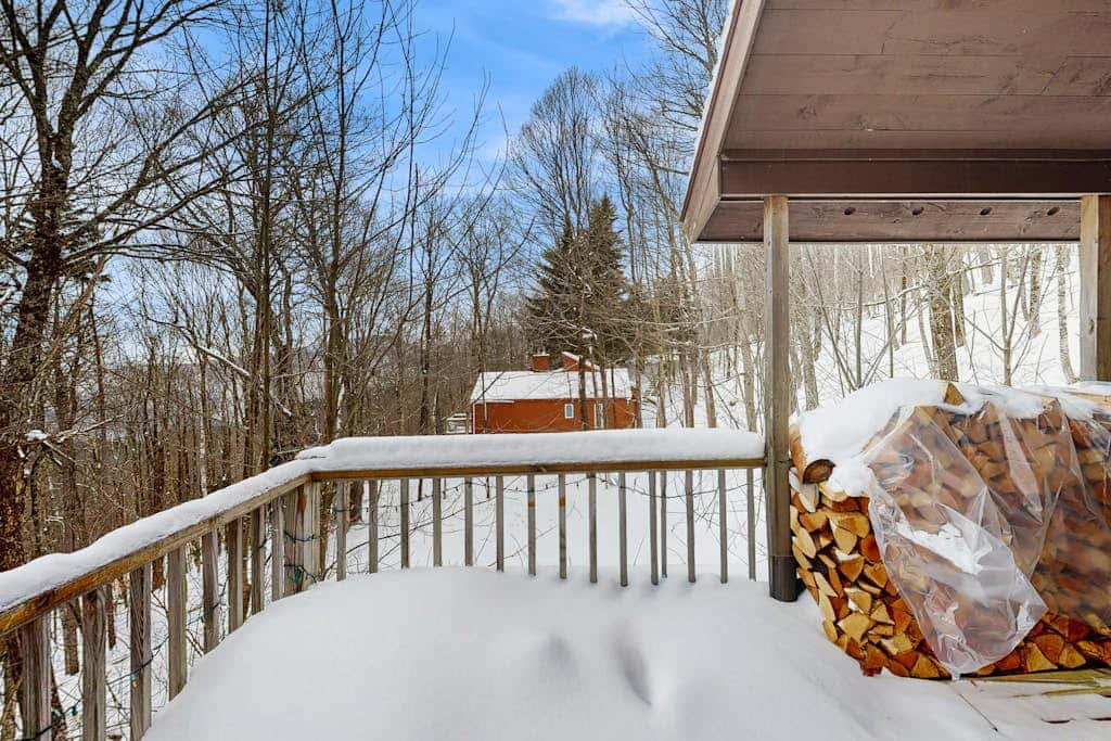 Snowy Day Chalet