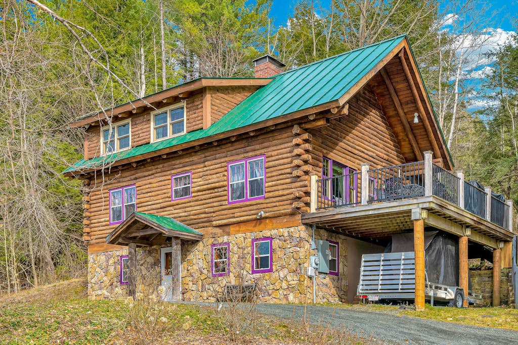 Wood Road Retreat