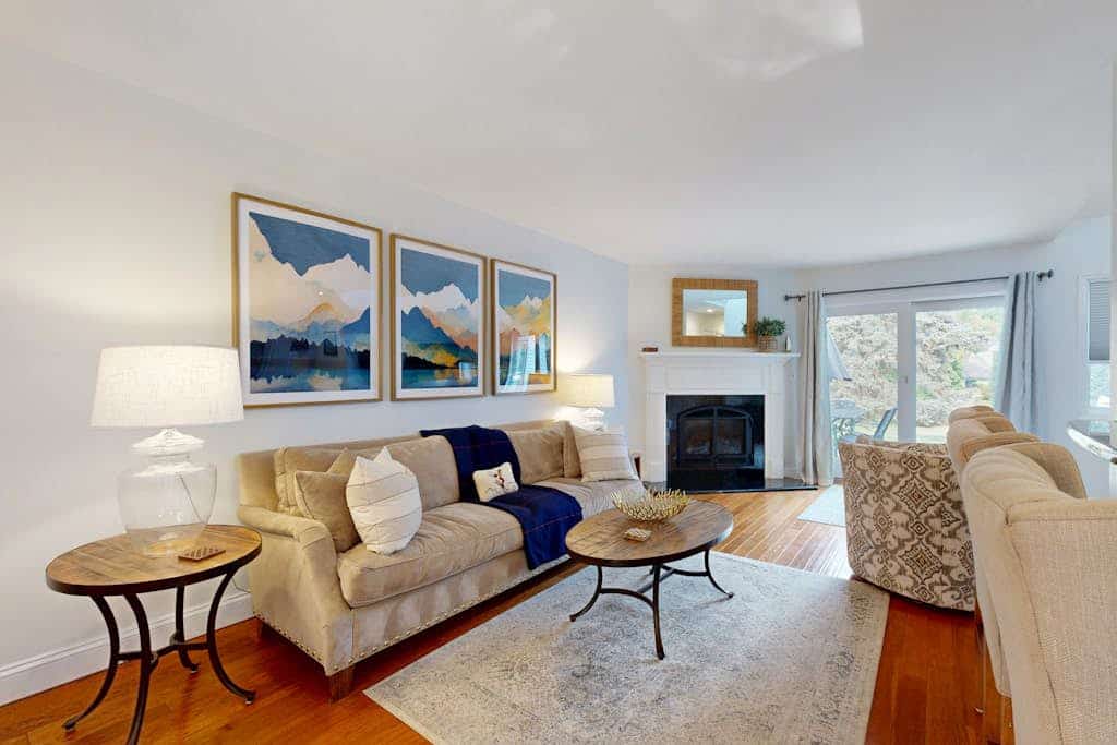 Charming condo in a resort community with pool access, tennis, a sauna & golf
