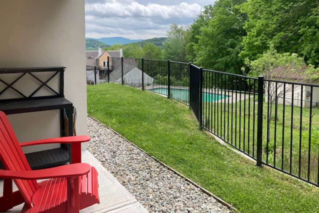 Ski-in/ski-out condo near the slopes with pool, fast WiFi & garden-level patio