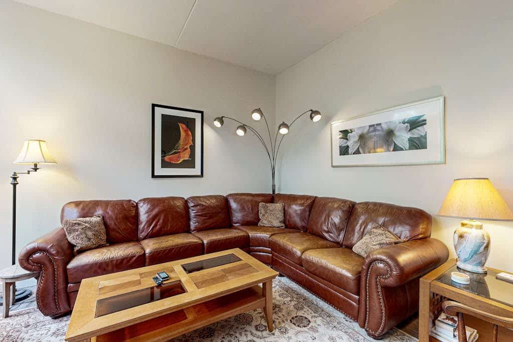 Comfortable condo with pools,  tennis, gym, sauna, & game room