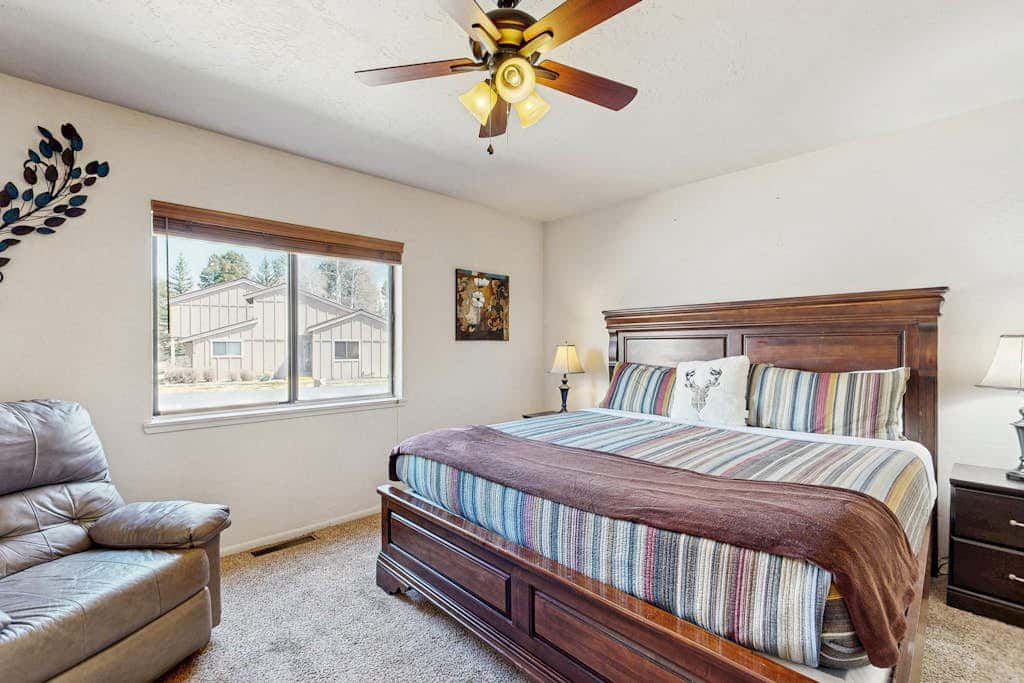 Pines 4031
