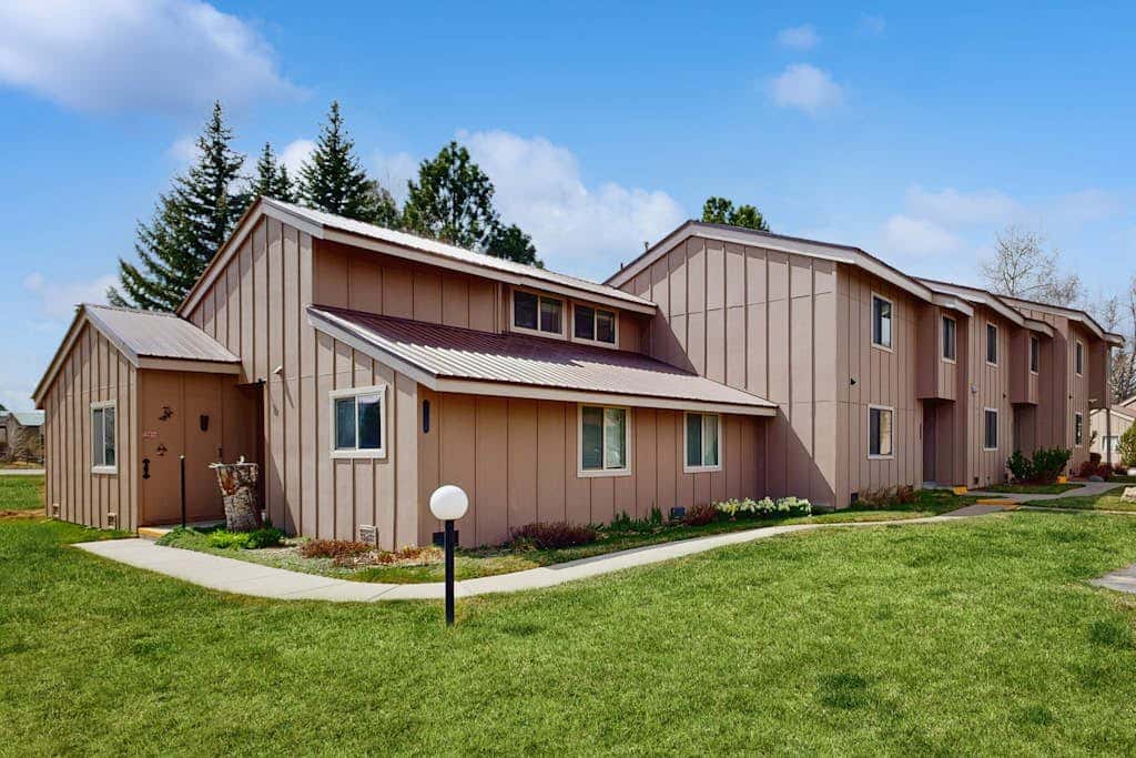 Pines 4031