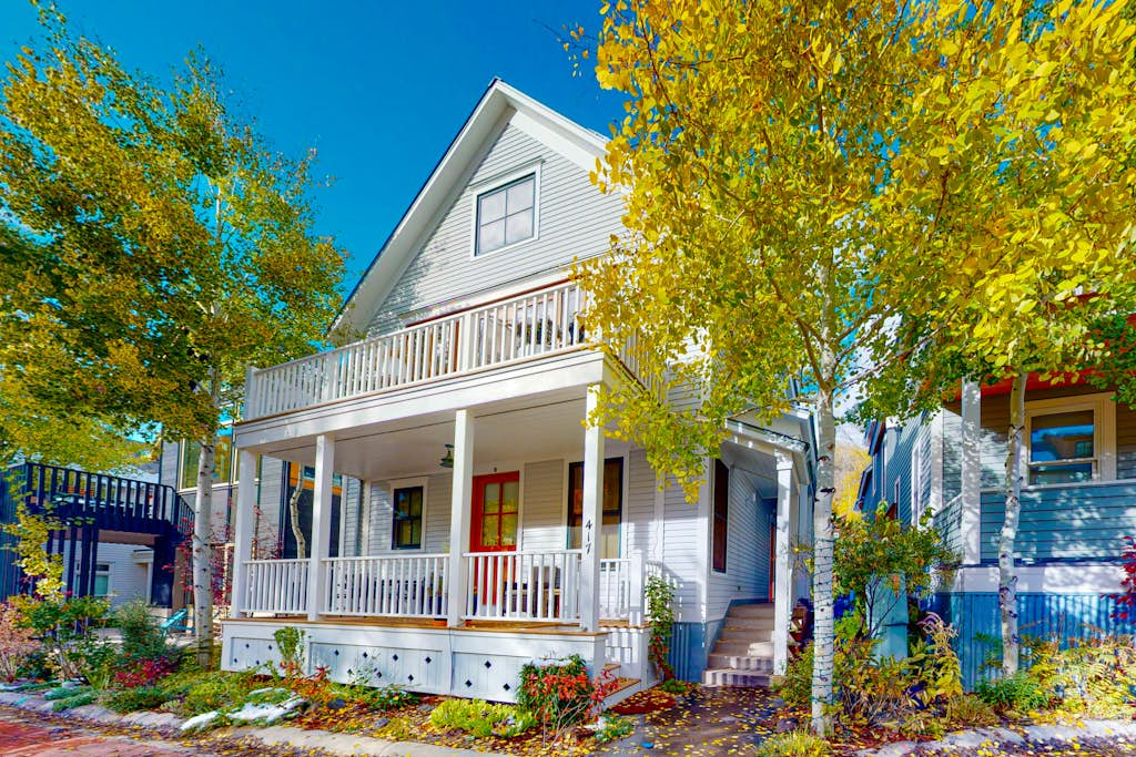 Depot 417 - Telluride Memories