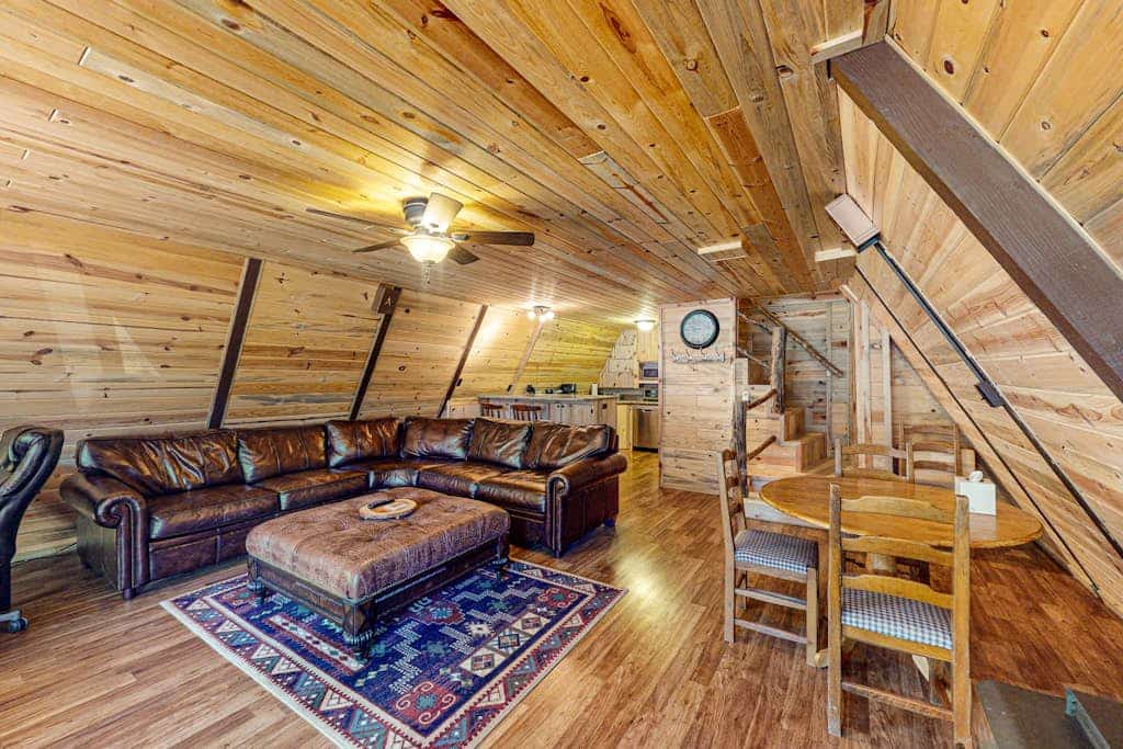 Comfy Cabin w/Mountain Views/Free WiFi/Firepit/Washer/Dryer - Near Wolf Creek
