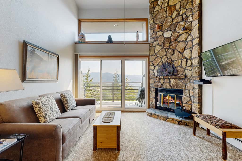 Buffalo Village 402