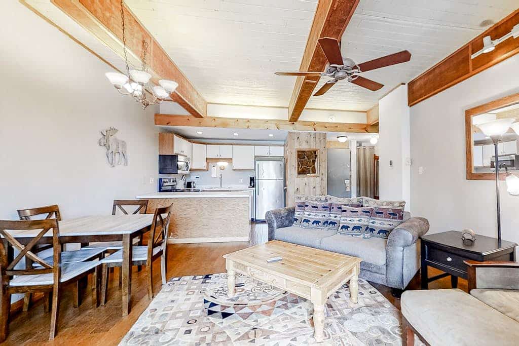 Ski-in/Ski-Out, Outdoor Pool, Hot Tub, Tennis, Sauna, & Gym