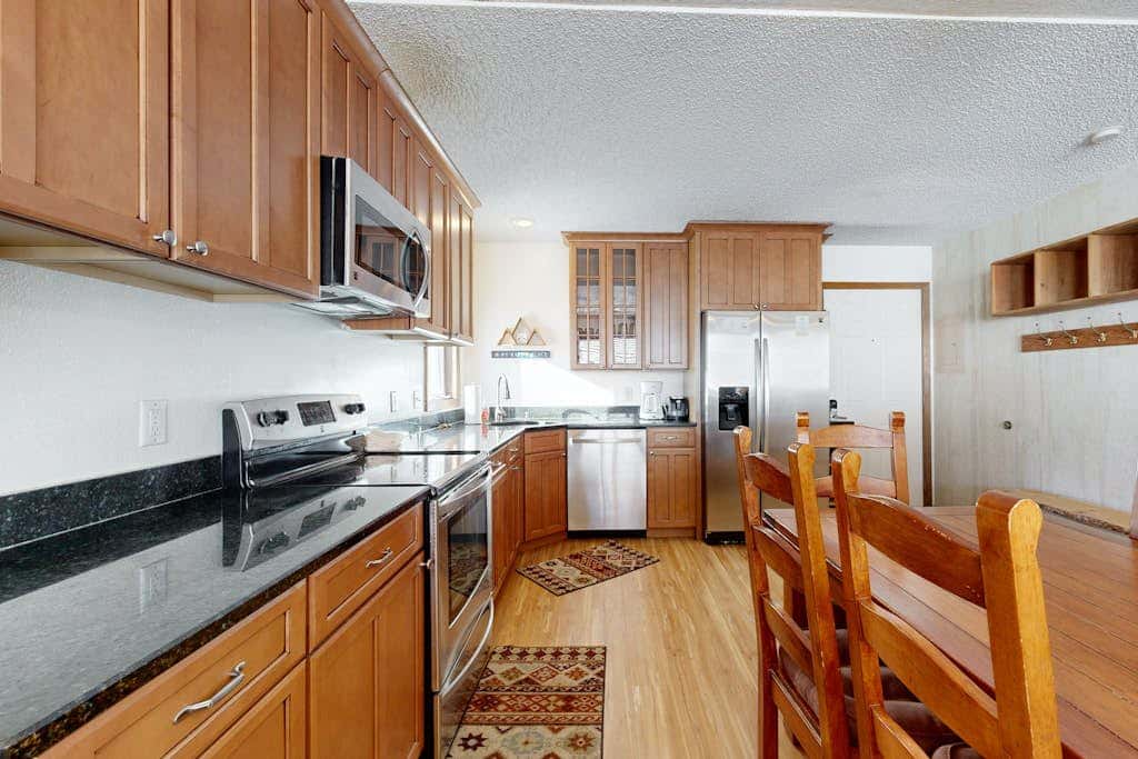 Mountainside 120