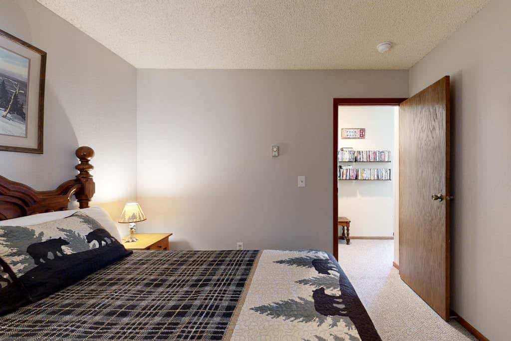 Mountainside 120
