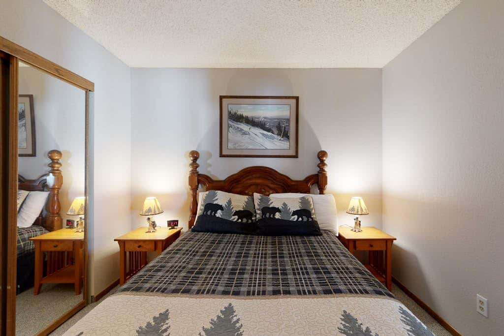 Mountainside 120