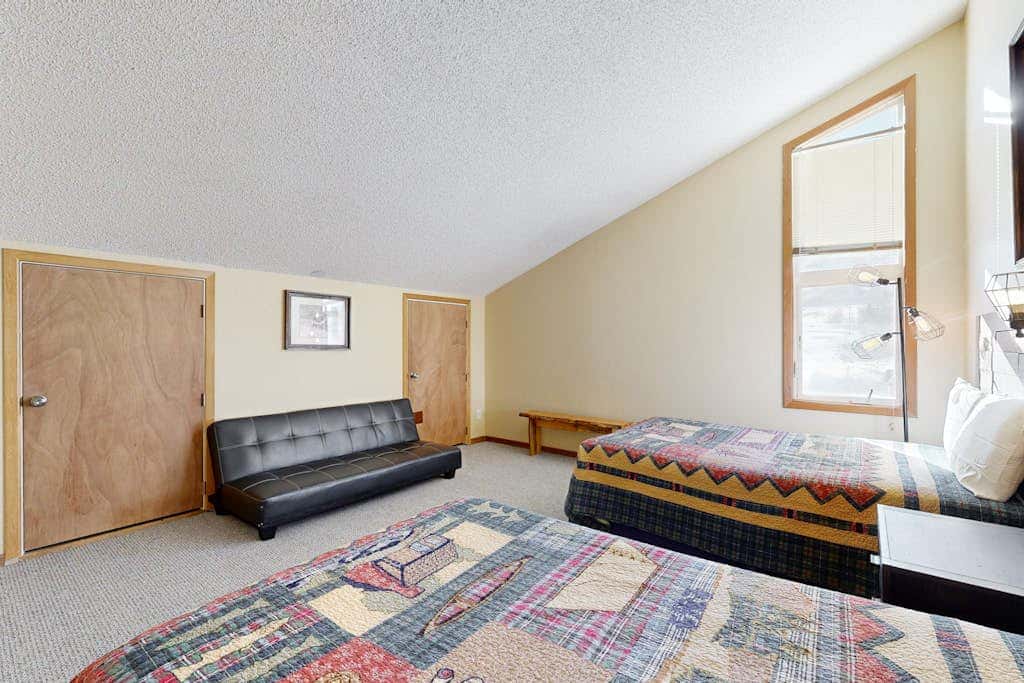 Mountainside 120