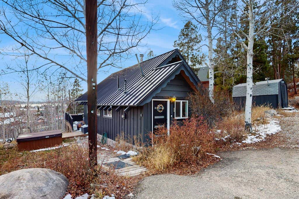 The Golden Moose Chalet