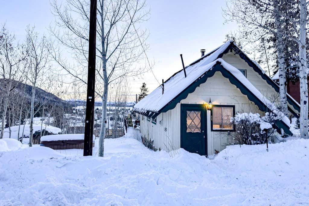 The Golden Moose Chalet