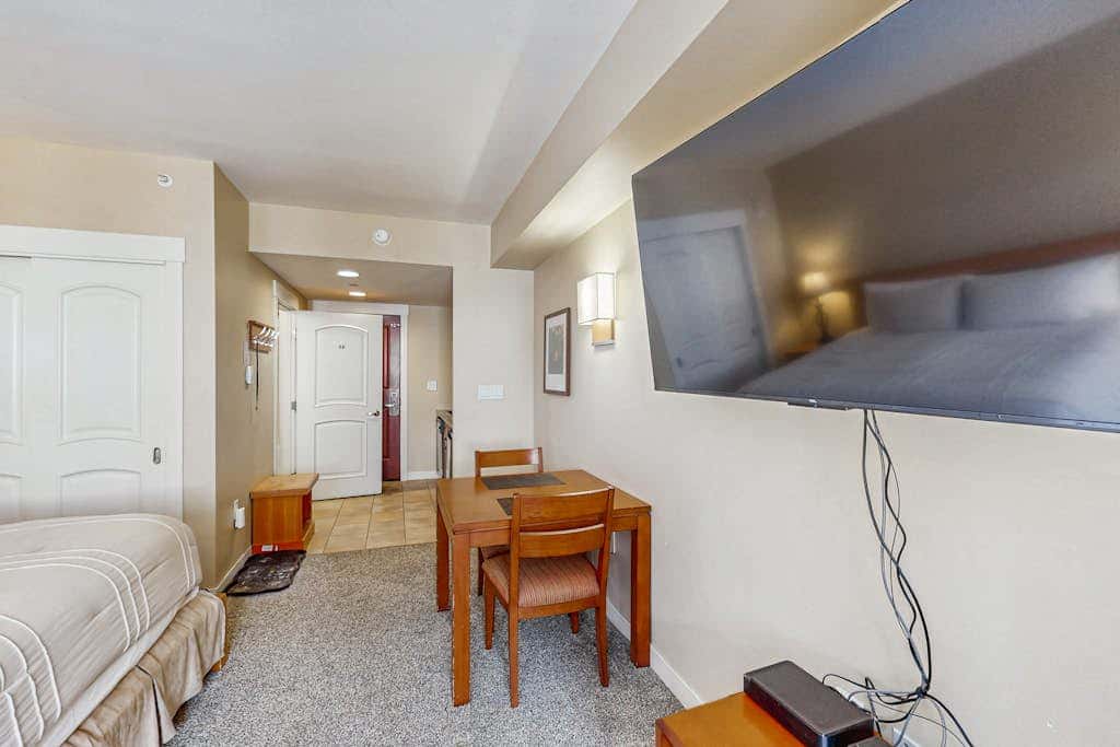 Founders Pointe Condo