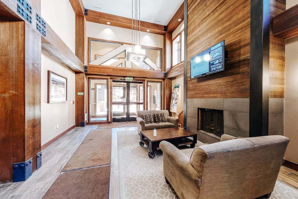 Founders Pointe Condo
