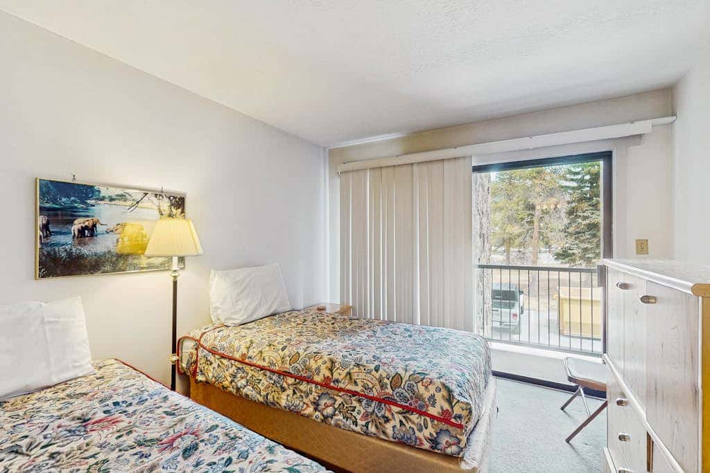 Lake Cliffe 209F