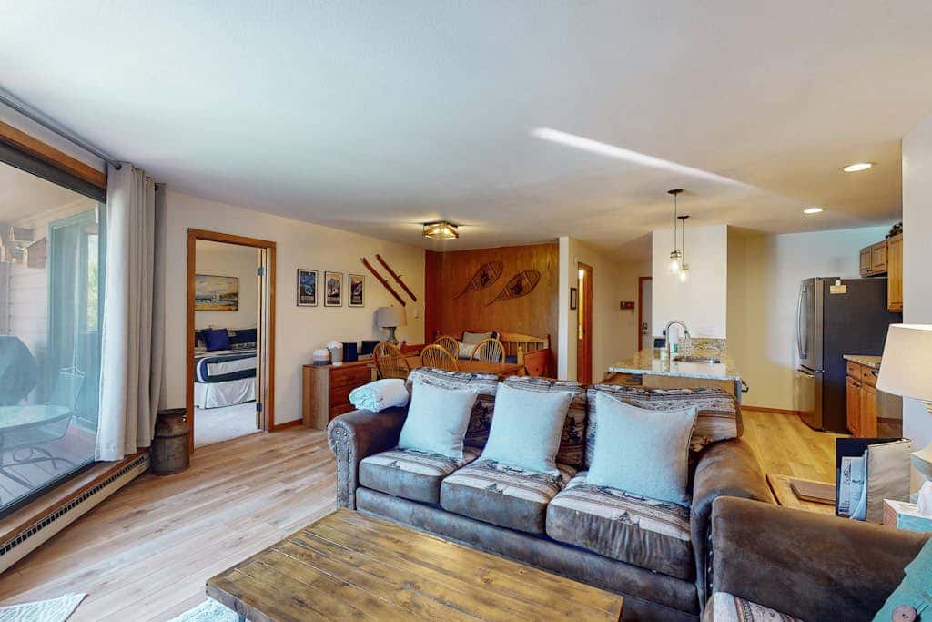 Marina Place 137
