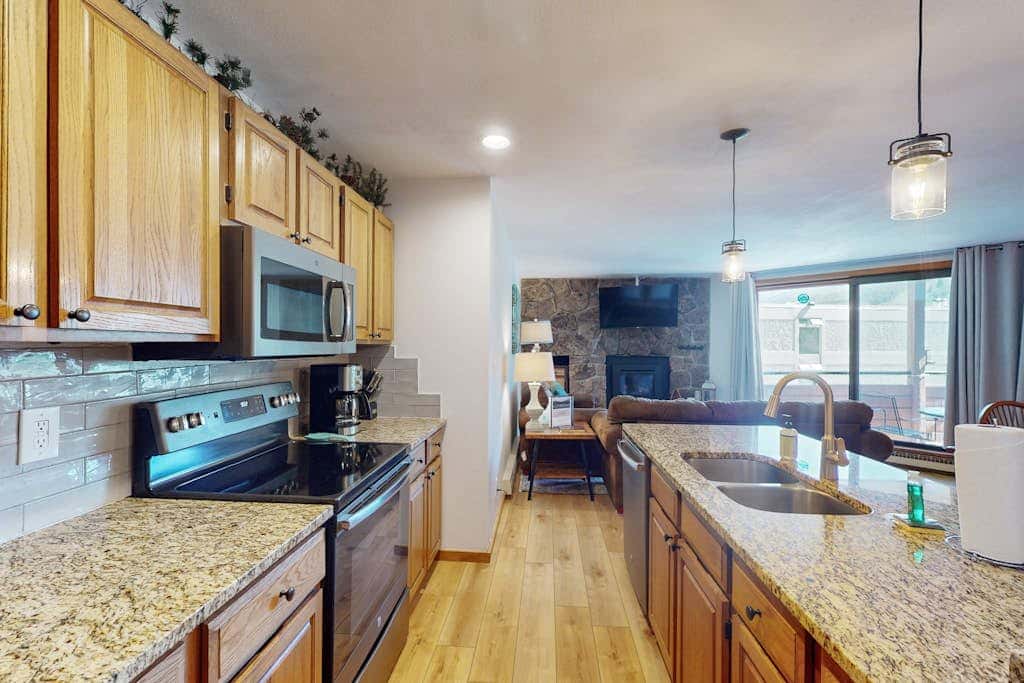 Marina Place 137