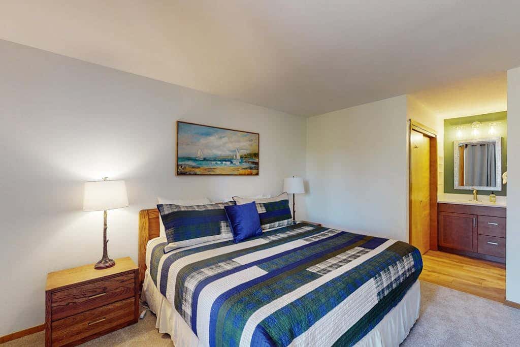 Marina Place 137