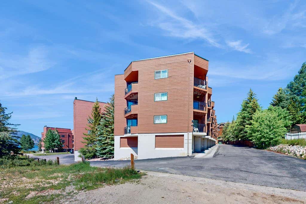 Marina Place 137