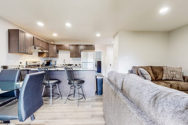 Cozy Colorado Condo | Mountain view retreat with resort amenity access