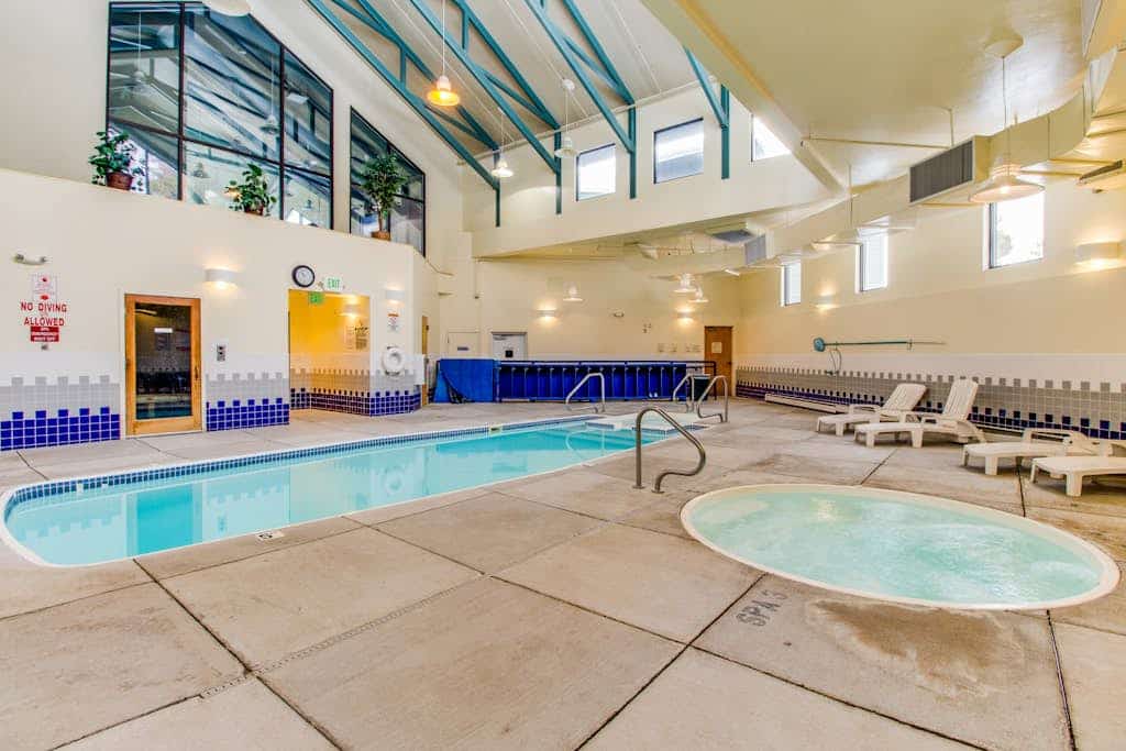 Mountain View Condo Near the Shuttle with Fireplace, WiFi & Shared Pool/Hot Tub