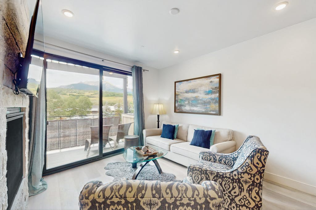 Modern Mountain Nest