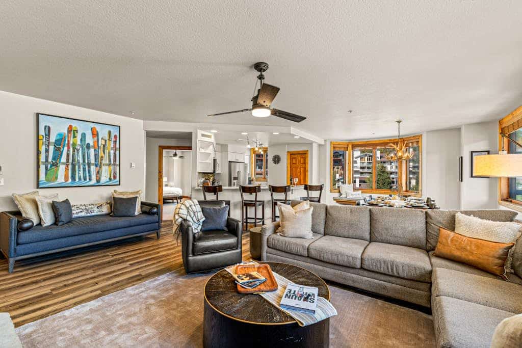 Luxury Slopeside Ski-In/Ski-Out Retreat