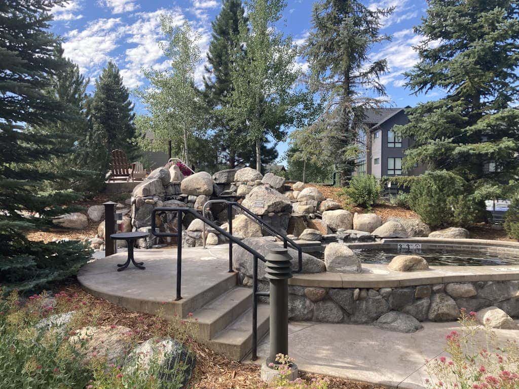 Trailhead Lodge 2102