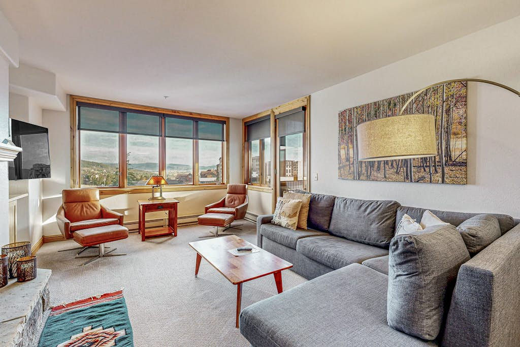 Torian Plum Creekside 416