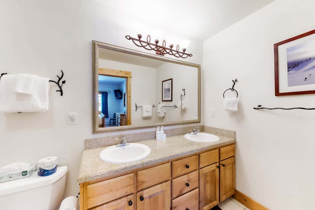 Canyon Creek A205