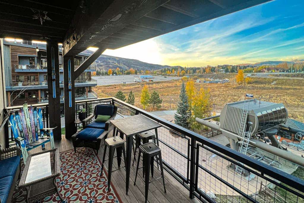 Beautiful Mountain Condo Near Ski Resort w/Shared Pool/Hot Tub, WiFi, AC, & W/D