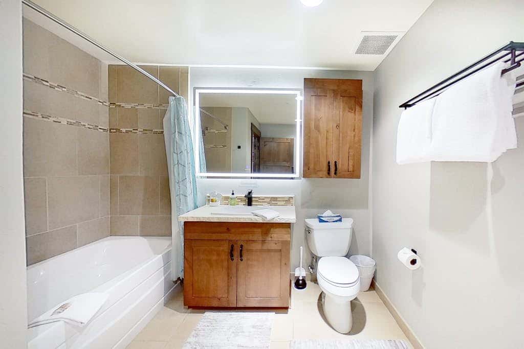 Trailhead Lodge 4114